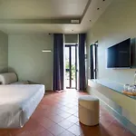 Neroli Bio Relais Отель La Rotondella