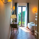 Отель Neroli Bio Relais 4*