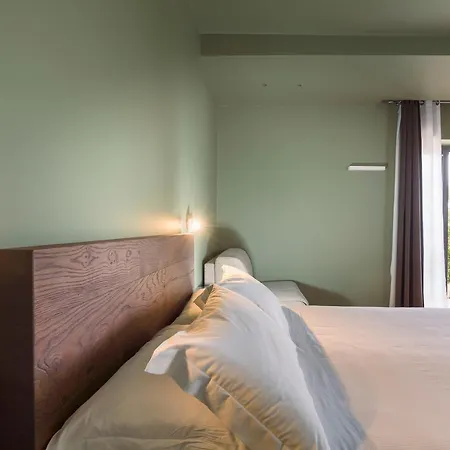 Hotel Tenuta Giarretta 4*
